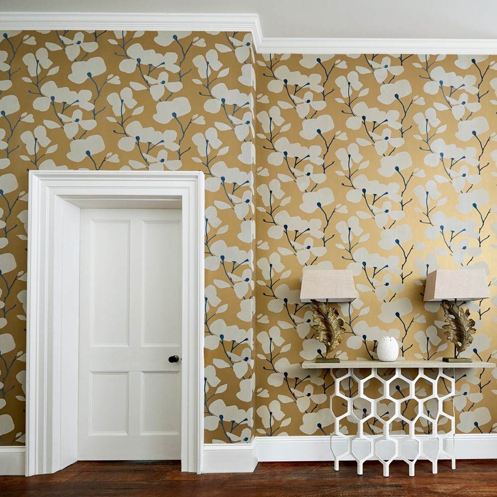 Kienze Shimmer Wallpaper 111972 by Harlequin in Antique Gold Ink